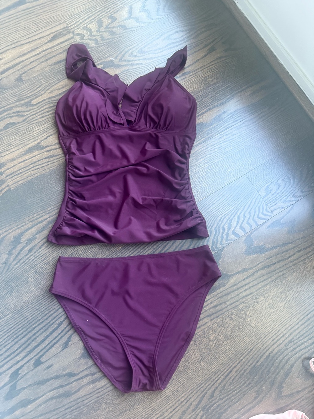 NWOT Burgundy Ruffled Tankini Set sz 8